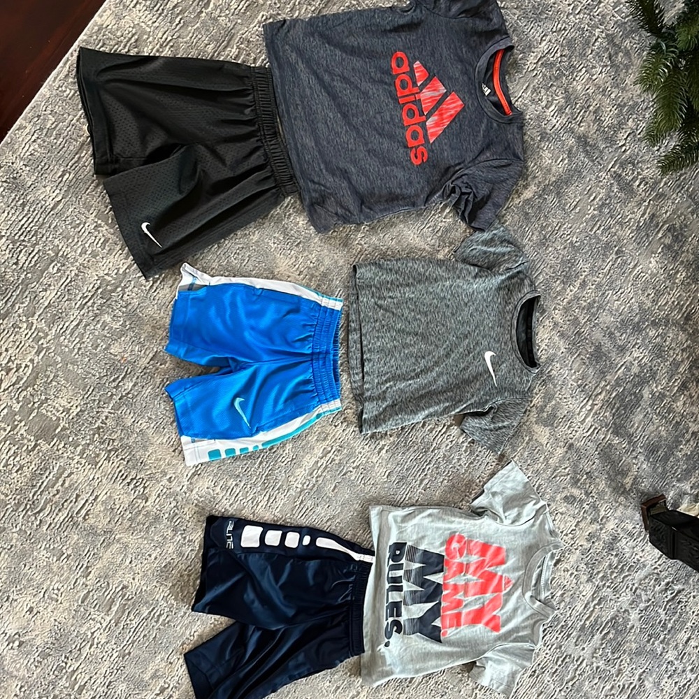 Lot Nike Adidas shorts & t-shirts sz5 little boys 3 outfits